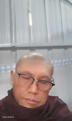 Ven. Dhammā Cāra in tiny house on Mount 41 (December 20, 2024)